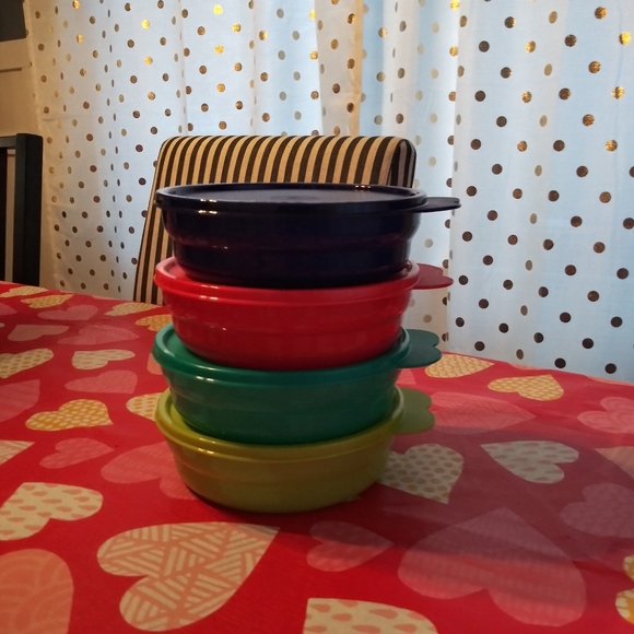 New Tupperware Reheatable Cereal Bowls